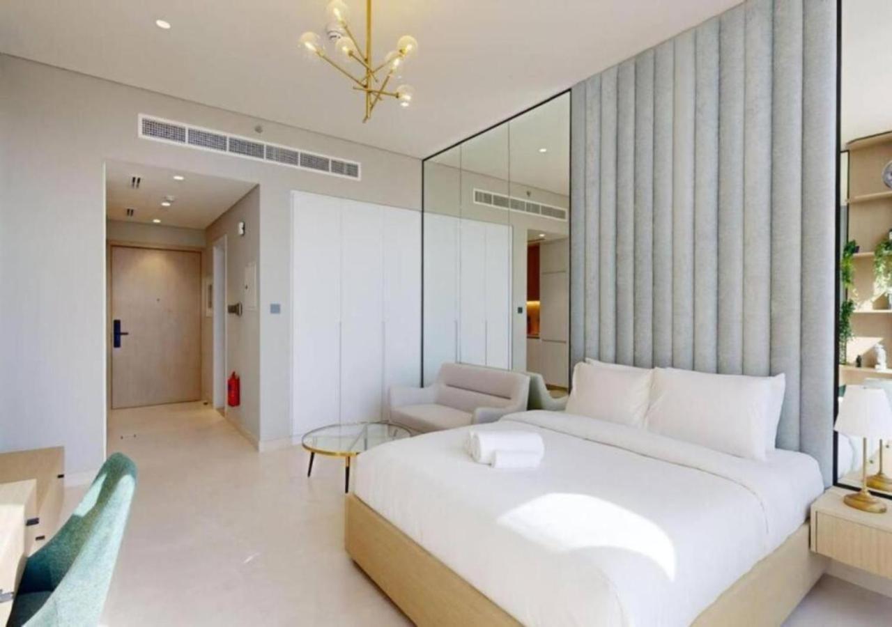 New Luxury Studio Near Marina-4Min Walk From Metro Apartment Dubai Bagian luar foto